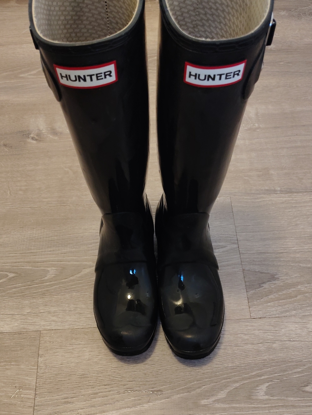 Hunter Woman Black Knee-High Rain Boots with Red Logo